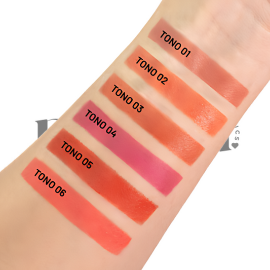 Pretty Things Lip Oil Lip Gloss